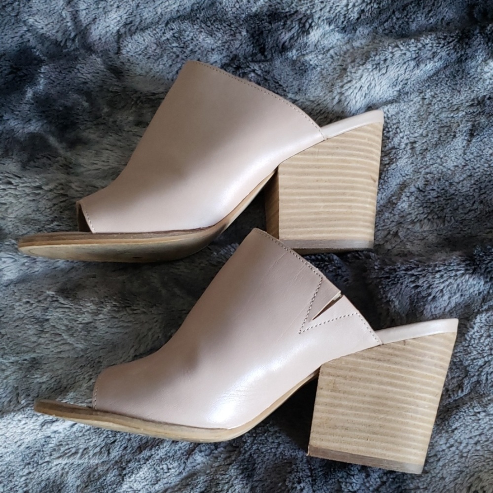 Open toe sandals - Picture 3 of 3